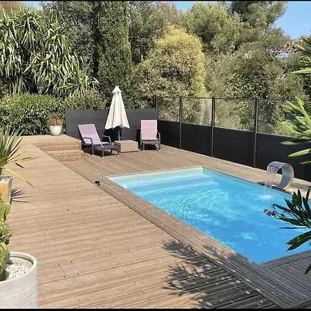 Villa Belle Maison Vue Montagne Avec Piscine Privee A 5 Minutes De La Et Village.i *