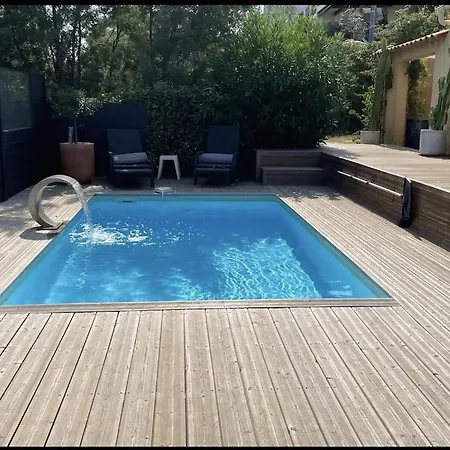 Villa Belle Maison Vue Montagne Avec Piscine Privee A 5 Minutes De La Et Village.i *
