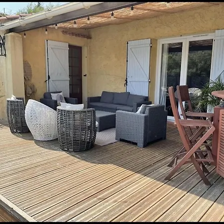 Belle Maison Vue Montagne Avec Piscine Privee A 5 Minutes De La Et Village.i *